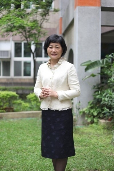 李麗昭校長