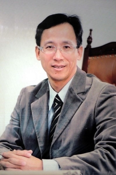 李明生校長